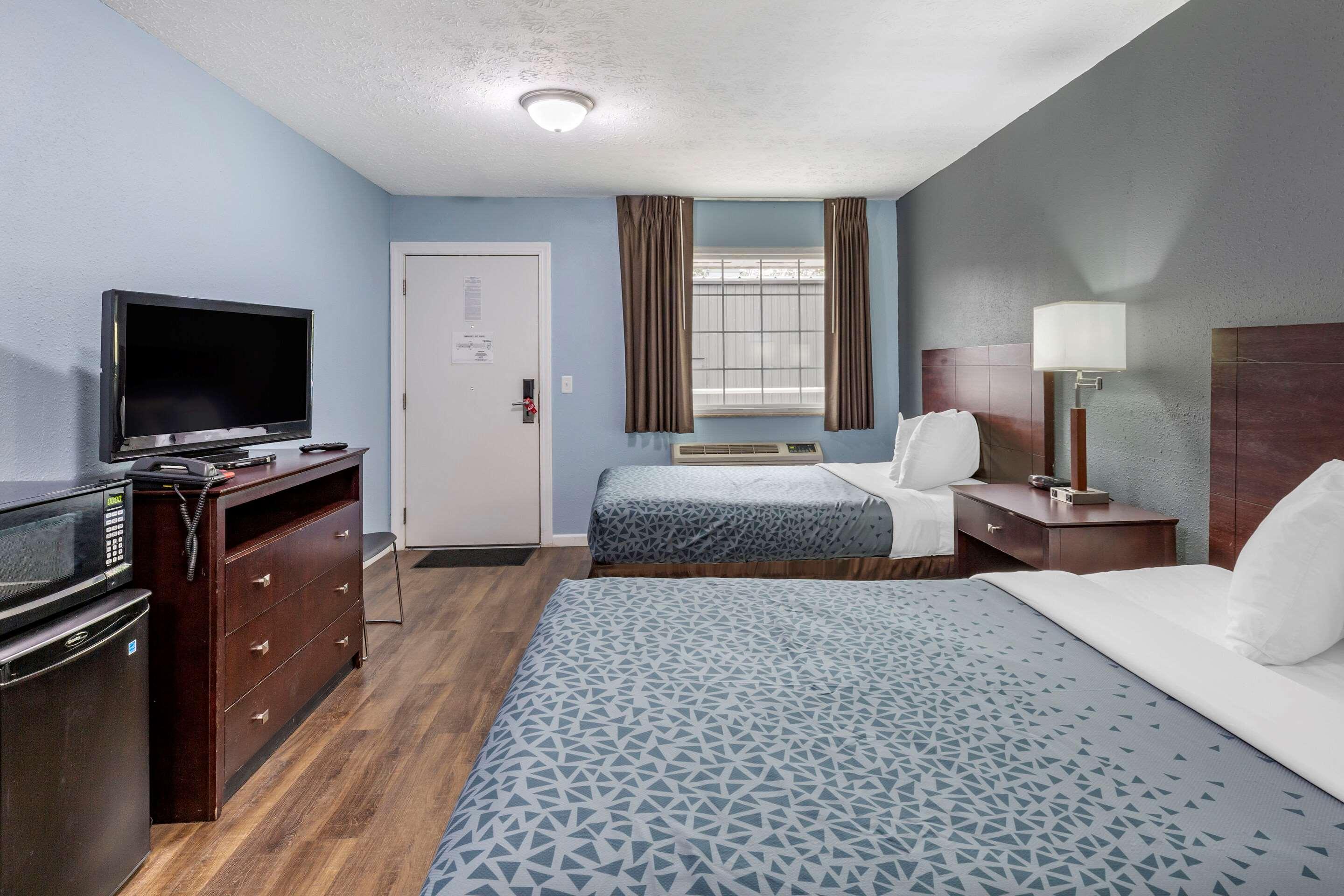 Hotel Econo & South