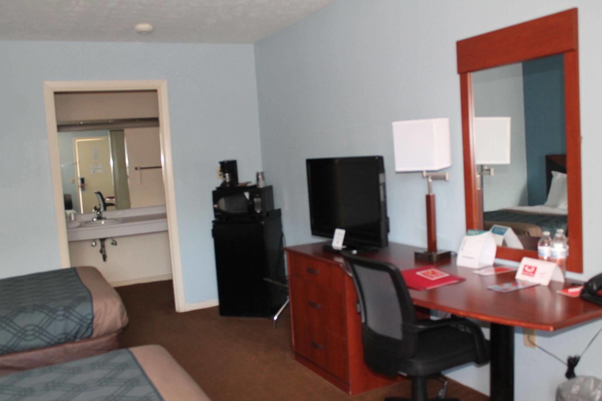Hotel Econo & South